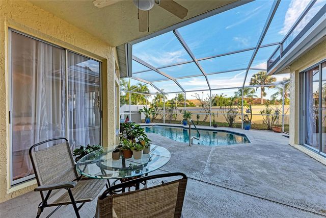 7207 38TH COURT E, Sarasota, FL 34243