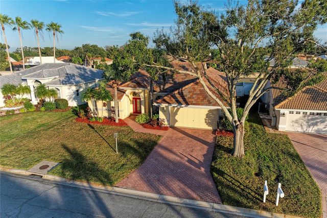 7207 38TH COURT E, Sarasota, FL 34243