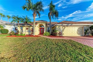 7207 38TH COURT E, Sarasota, FL 34243