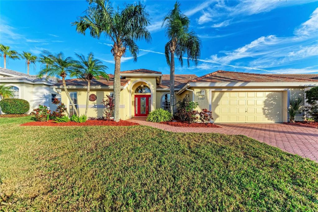 7207 38TH COURT E, Sarasota, FL 34243