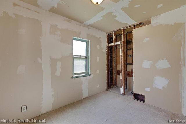 3658 Preston Street, Detroit, MI 48207