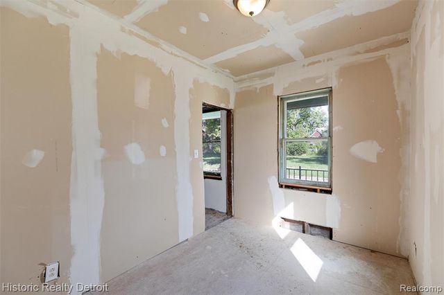 3658 Preston Street, Detroit, MI 48207