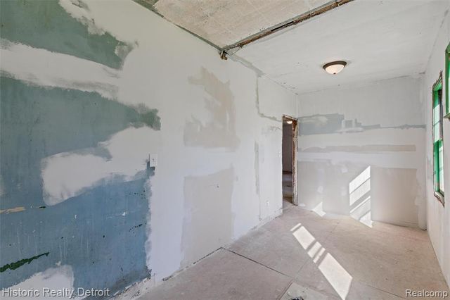 3658 Preston Street, Detroit, MI 48207