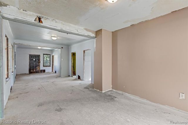 3658 Preston Street, Detroit, MI 48207