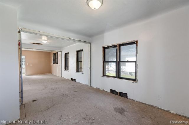3658 Preston Street, Detroit, MI 48207