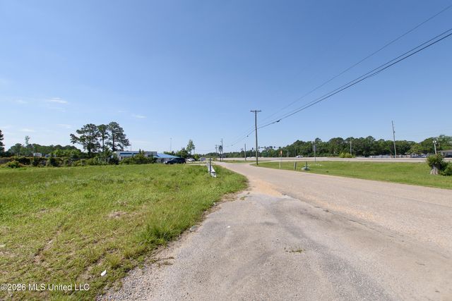 3920 Mississippi 63, Moss Point, MS 39563