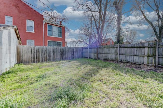 125 Koeln Avenue, St Louis, MO 63111