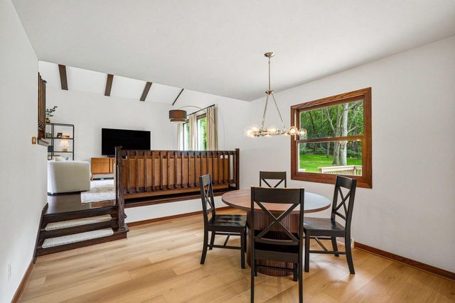 N9W31083 Concord COURT, Delafield, WI 53018