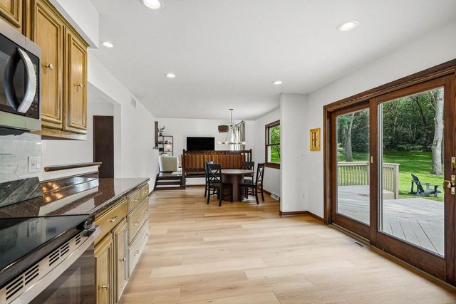 N9W31083 Concord COURT, Delafield, WI 53018
