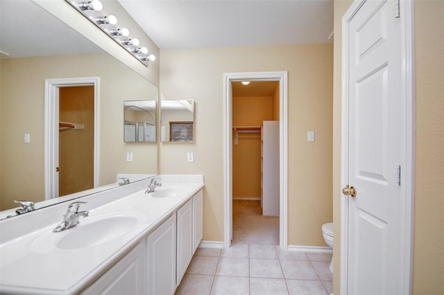 5723 Vinemont Lane, Houston, TX 77084