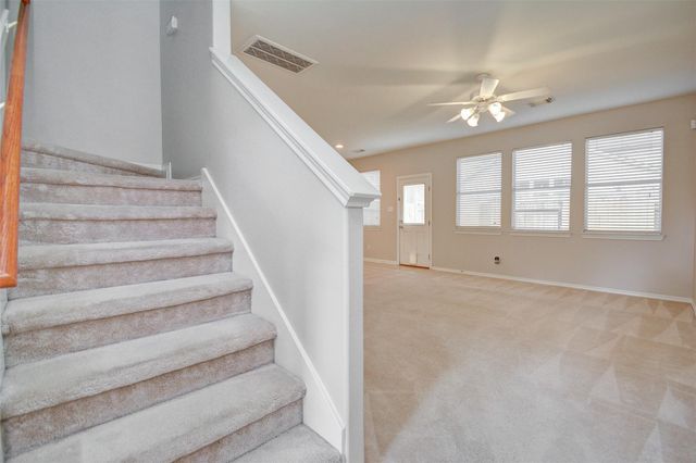5723 Vinemont Lane, Houston, TX 77084