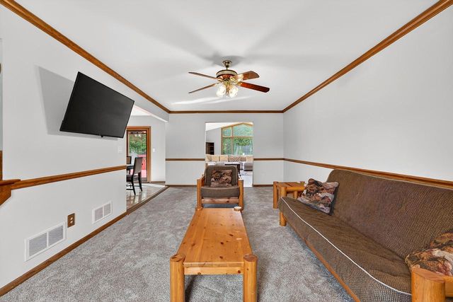 62 E Prospect COURT, Hartford, WI 53027