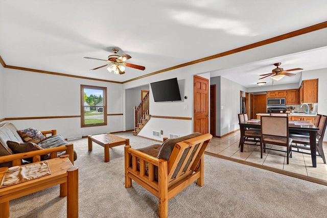62 E Prospect COURT, Hartford, WI 53027