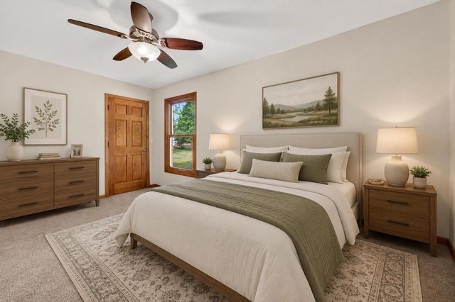 62 E Prospect COURT, Hartford, WI 53027