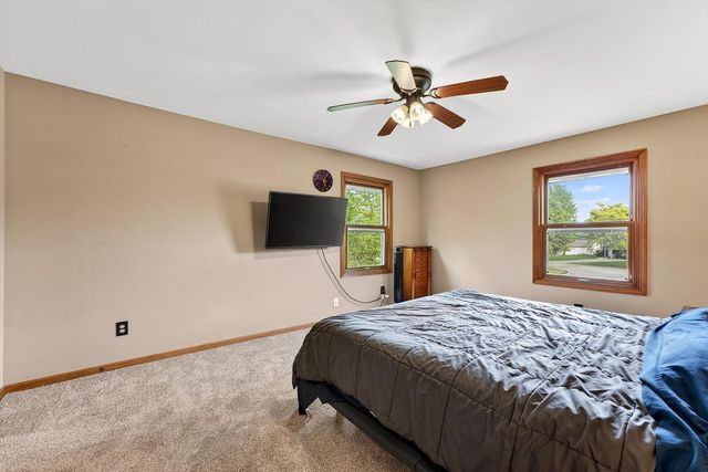 62 E Prospect COURT, Hartford, WI 53027