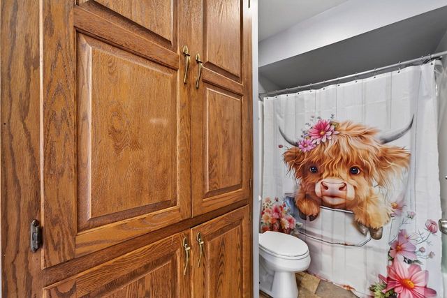 62 E Prospect COURT, Hartford, WI 53027