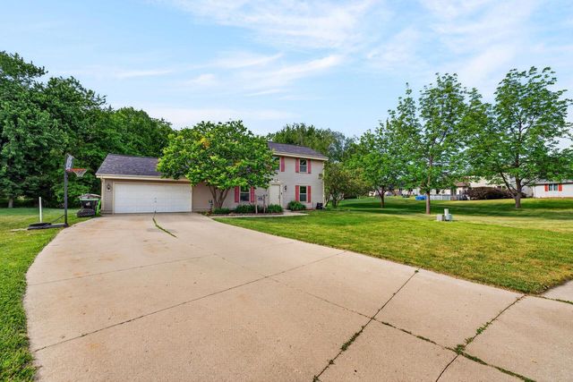 62 E Prospect COURT, Hartford, WI 53027