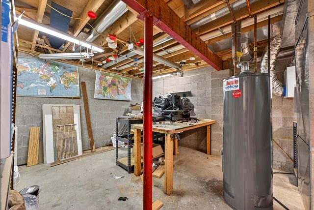 62 E Prospect COURT, Hartford, WI 53027