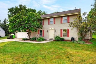 62 E Prospect COURT, Hartford, WI 53027