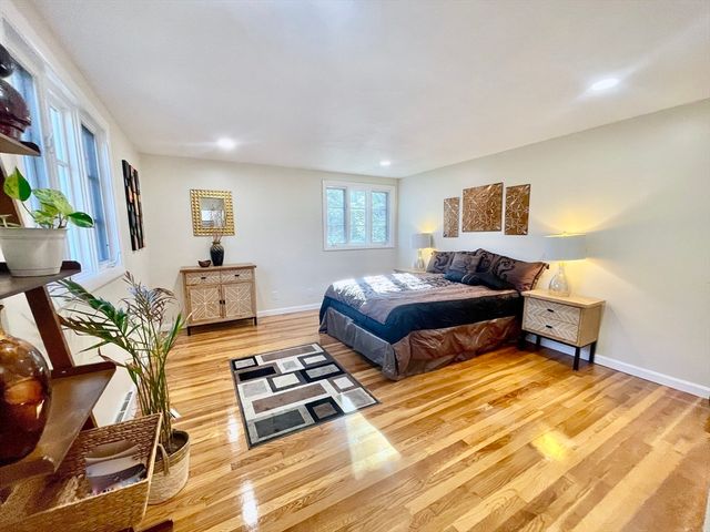 17 Brentwood Rd, Sudbury, MA 01776