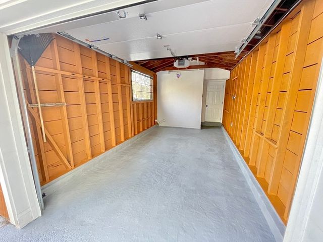 17 Brentwood Rd, Sudbury, MA 01776