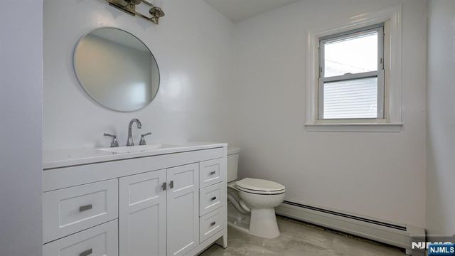71 Chestnut Street, Lodi, NJ 07644