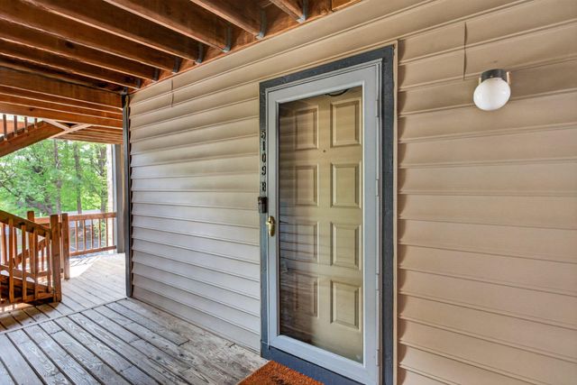 5109B ABERDEEN DR, Mount Laurel, NJ 08054