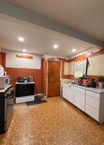 14200 Jane Street, Detroit, MI 48205