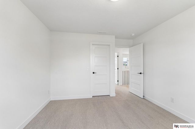 10401 N 160 Street, Bennington, NE 68007