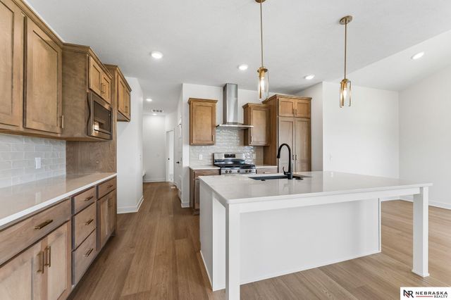 10401 N 160 Street, Bennington, NE 68007