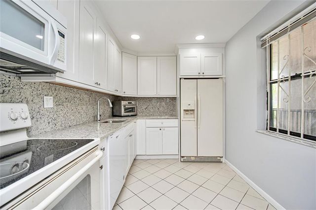 8150 W Mcnab Road 312, Tamarac, FL 33321