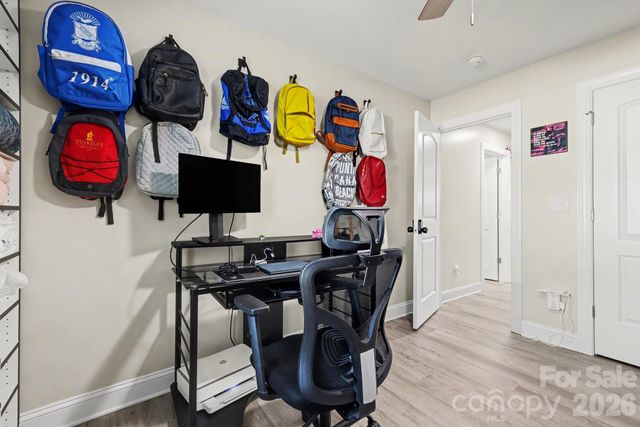 3816 Freedom Drive, Charlotte, NC 28208