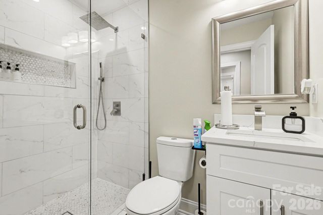 3816 Freedom Drive, Charlotte, NC 28208