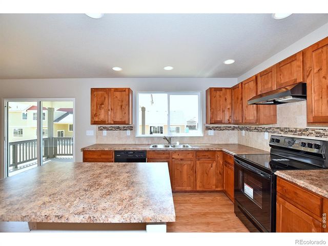 2422 Amberlyn Lane, Johnstown, CO 80534