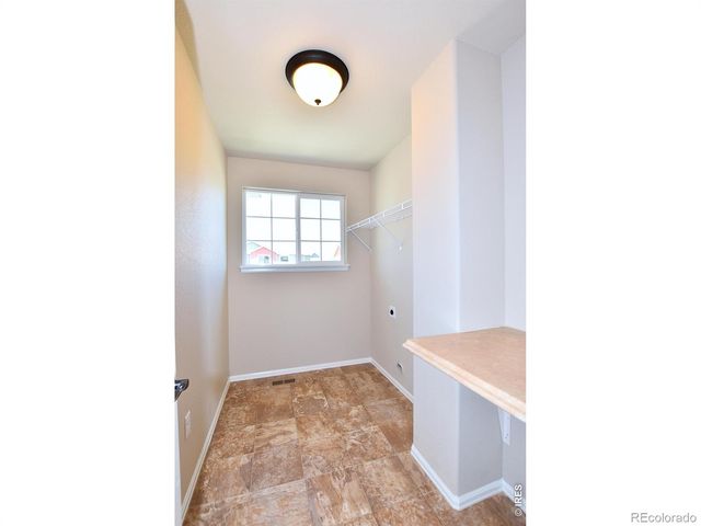 2422 Amberlyn Lane, Johnstown, CO 80534