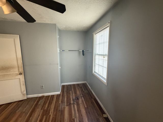 228 Burch Rd, Clarksville, TN 37042