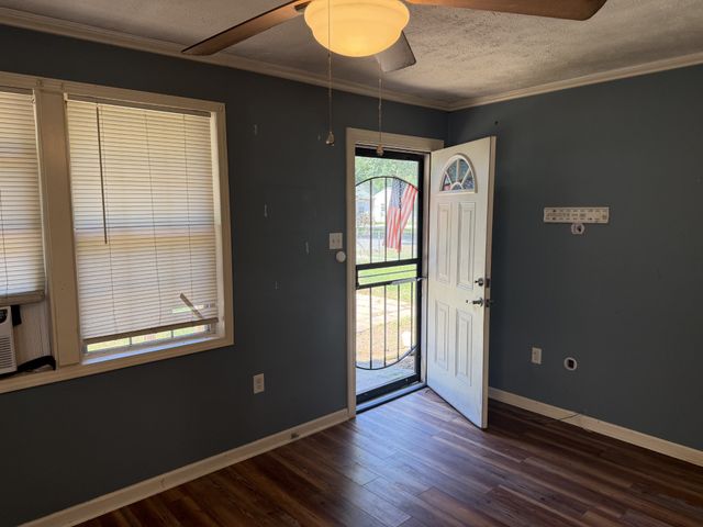 228 Burch Rd, Clarksville, TN 37042
