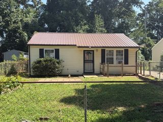 228 Burch Rd, Clarksville, TN 37042