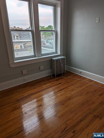 85 Anderson Street c5, Hackensack, NJ 07601