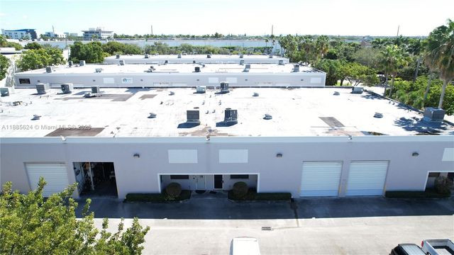 10855 NW 29th St 10855, Doral, FL 33172