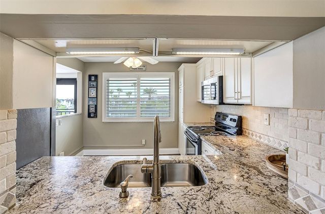 1581 GULF BOULEVARD 203N, Clearwater Beach, FL 33767