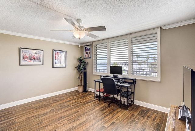 1581 GULF BOULEVARD 203N, Clearwater Beach, FL 33767