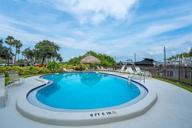 1581 GULF BOULEVARD 203N, Clearwater Beach, FL 33767