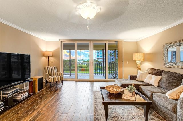 1581 GULF BOULEVARD 203N, Clearwater Beach, FL 33767