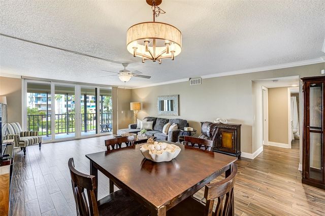 1581 GULF BOULEVARD 203N, Clearwater Beach, FL 33767