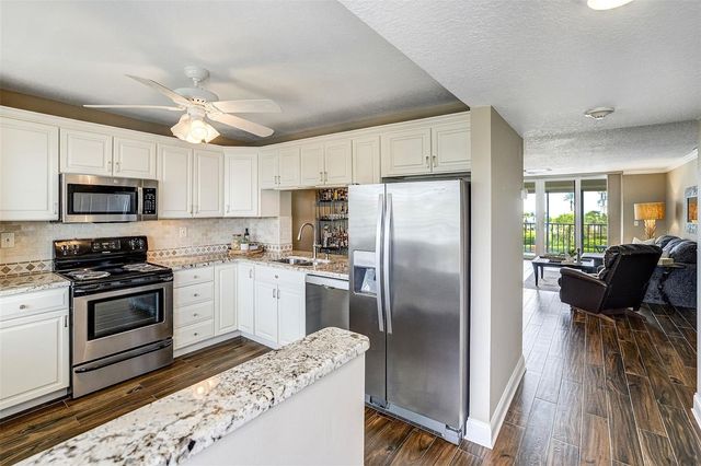 1581 GULF BOULEVARD 203N, Clearwater Beach, FL 33767