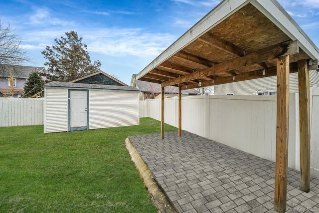 260 Yale Street, Hempstead, NY 11550