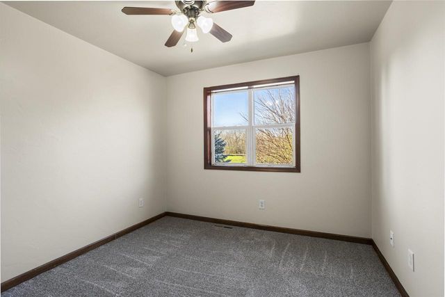 2290 LADYBIRD DRIVE, Neenah, WI 54956