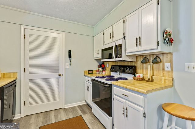 4339 Rex Road, Rex, GA 30273