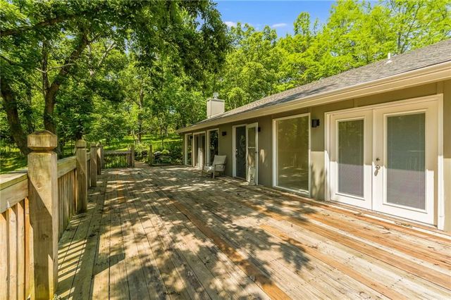 8919 S Hardsaw Road, Lone Jack, MO 64070